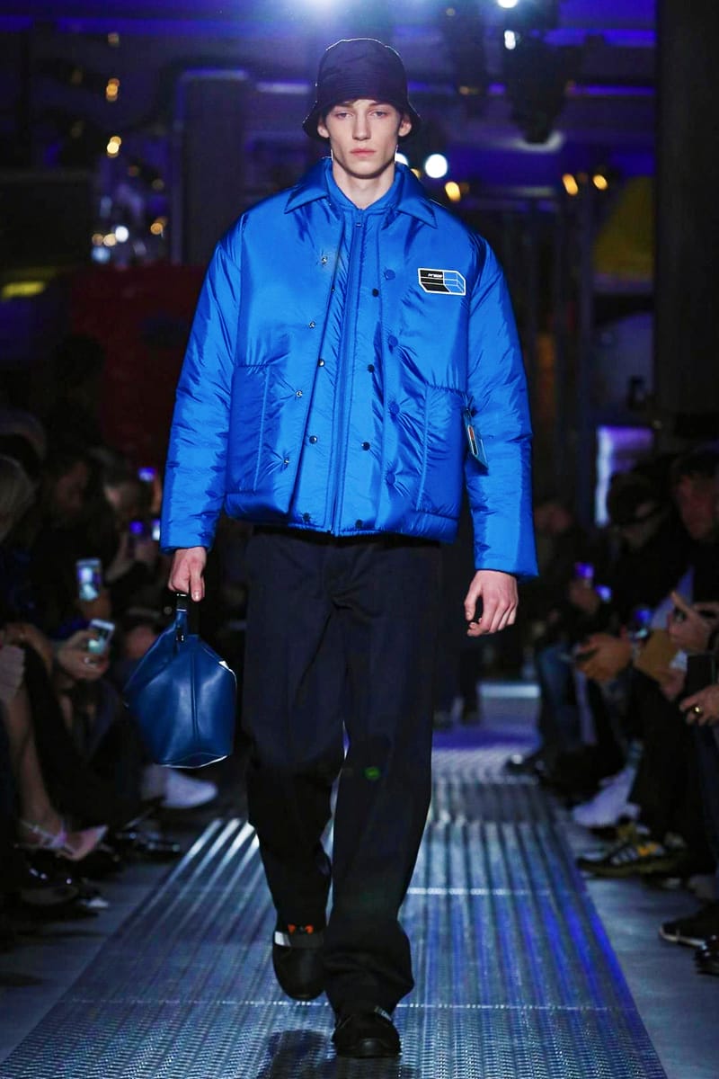 prada coat 2018