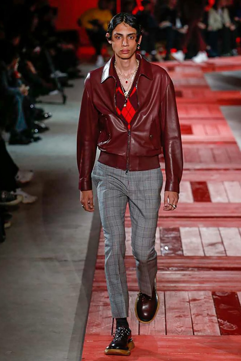 Alexander McQueen 2018 Fall Winter Collection paris fashion week mens 2018 fall winter pfw pfwm