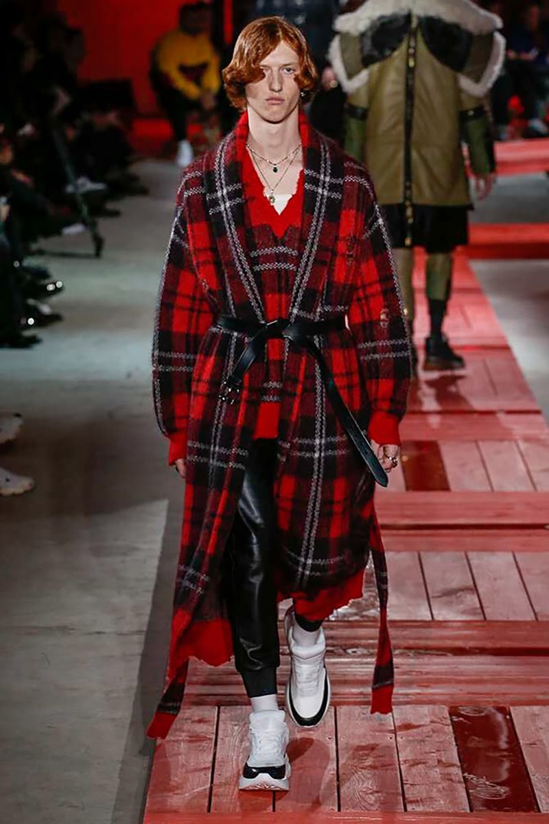 Alexander McQueen 2018 Fall Winter Collection paris fashion week mens 2018 fall winter pfw pfwm