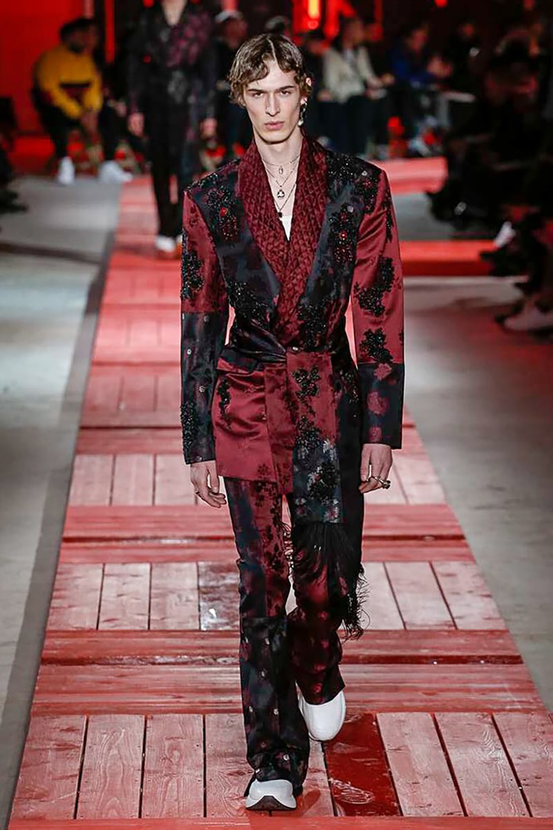 Alexander McQueen 2018 Fall Winter Collection paris fashion week mens 2018 fall winter pfw pfwm