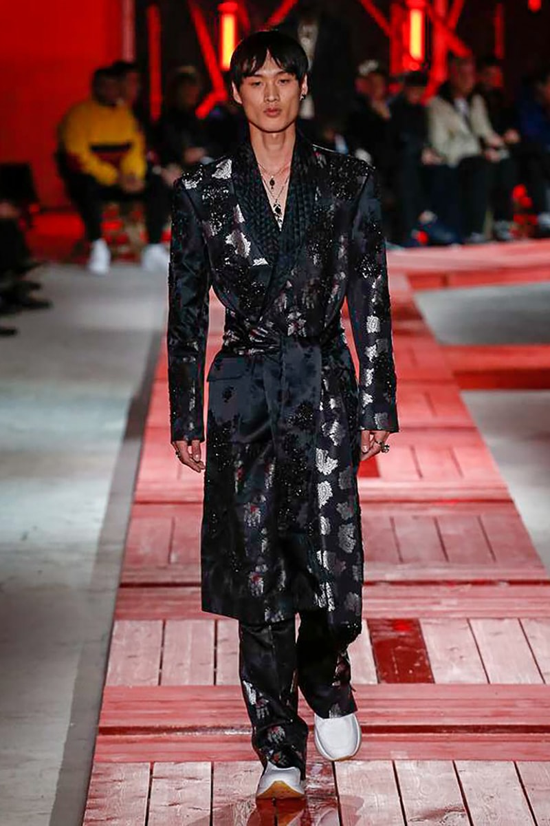 Alexander McQueen 2018 Fall Winter Collection paris fashion week mens 2018 fall winter pfw pfwm