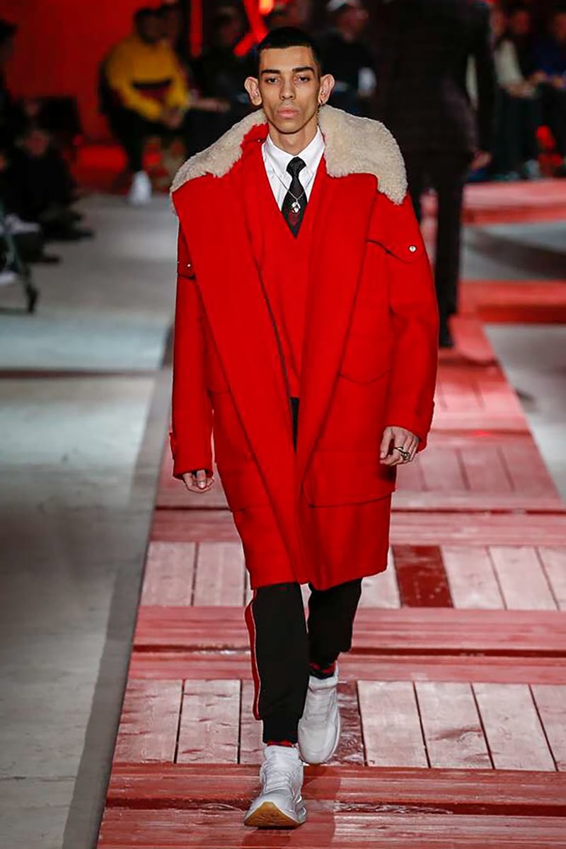 Alexander McQueen 2018 Fall Winter Collection paris fashion week mens 2018 fall winter pfw pfwm