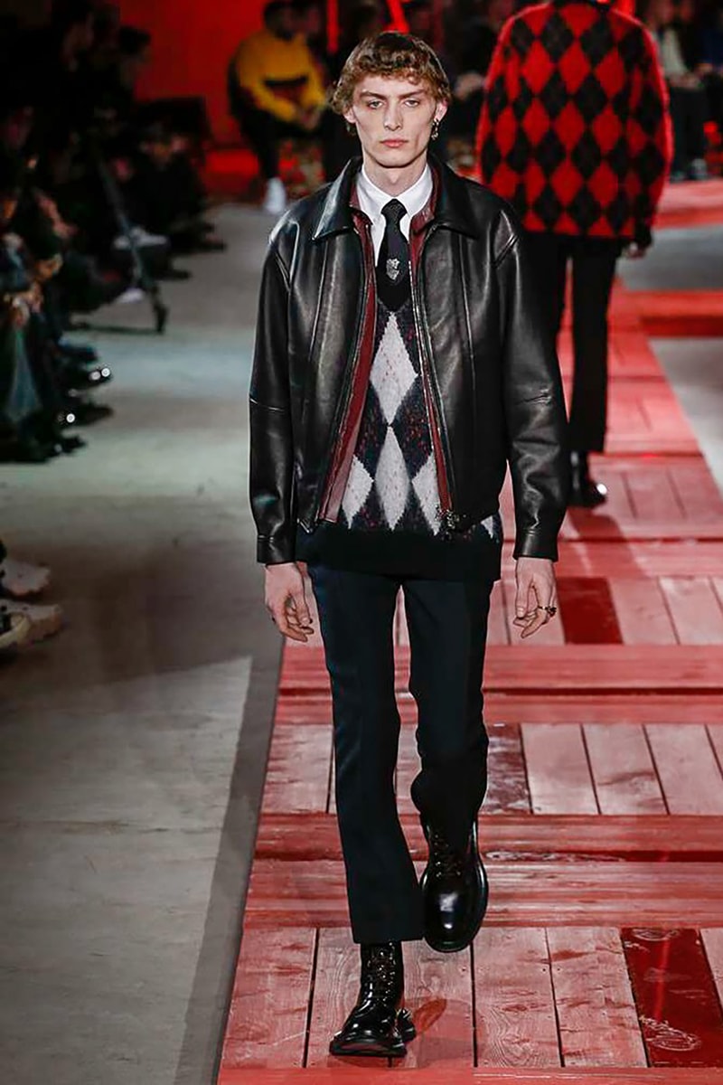 Alexander McQueen 2018 Fall Winter Collection paris fashion week mens 2018 fall winter pfw pfwm