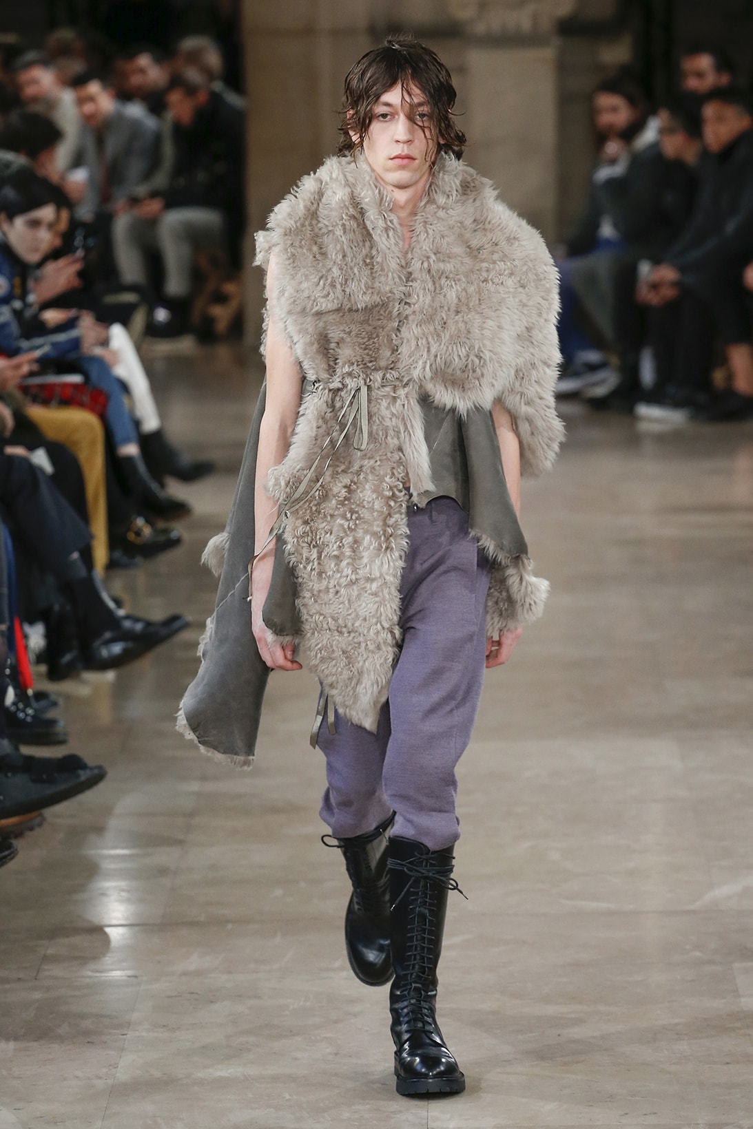 Ann Demeulemeester 2018 Fall Winter Collection paris fashion week mens runway pfw pfwm
