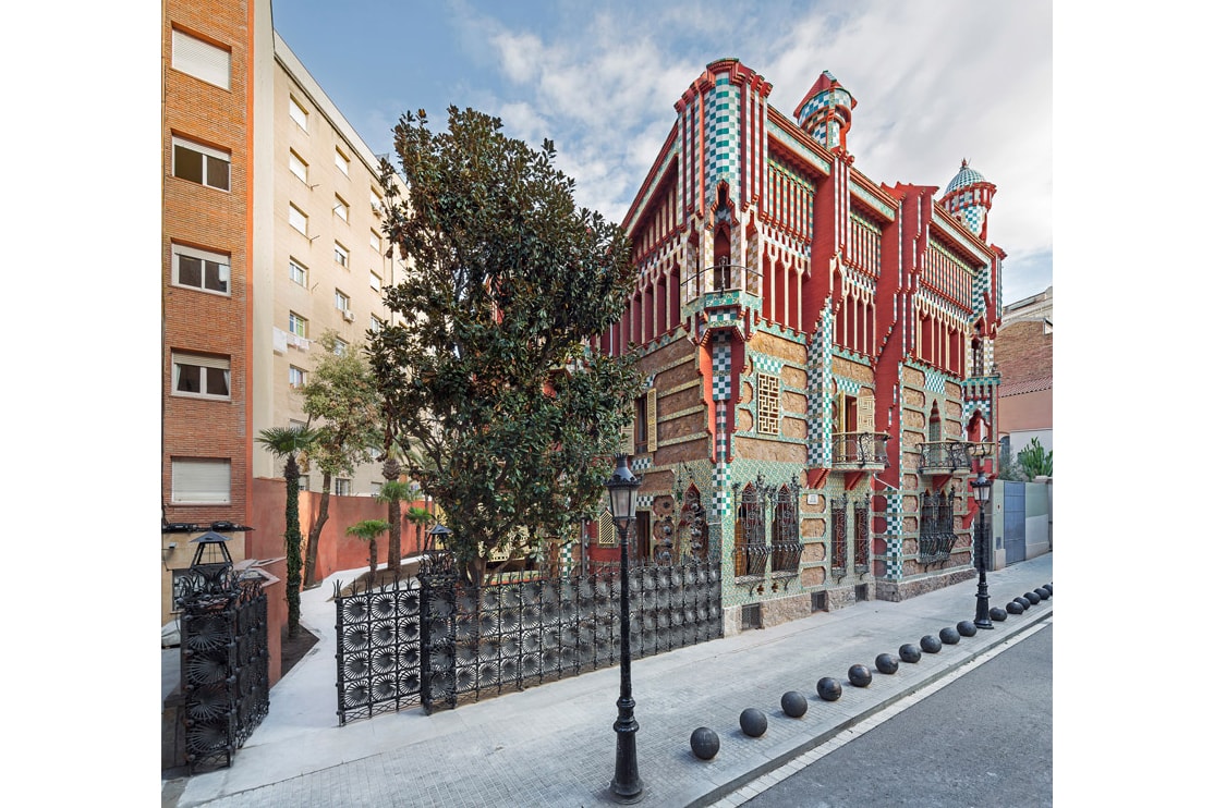 Antoni Gaudí Casa Vicens barcelona architecture museum interior exterior design