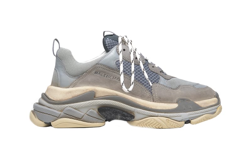 balenciaga trainers triple s grey