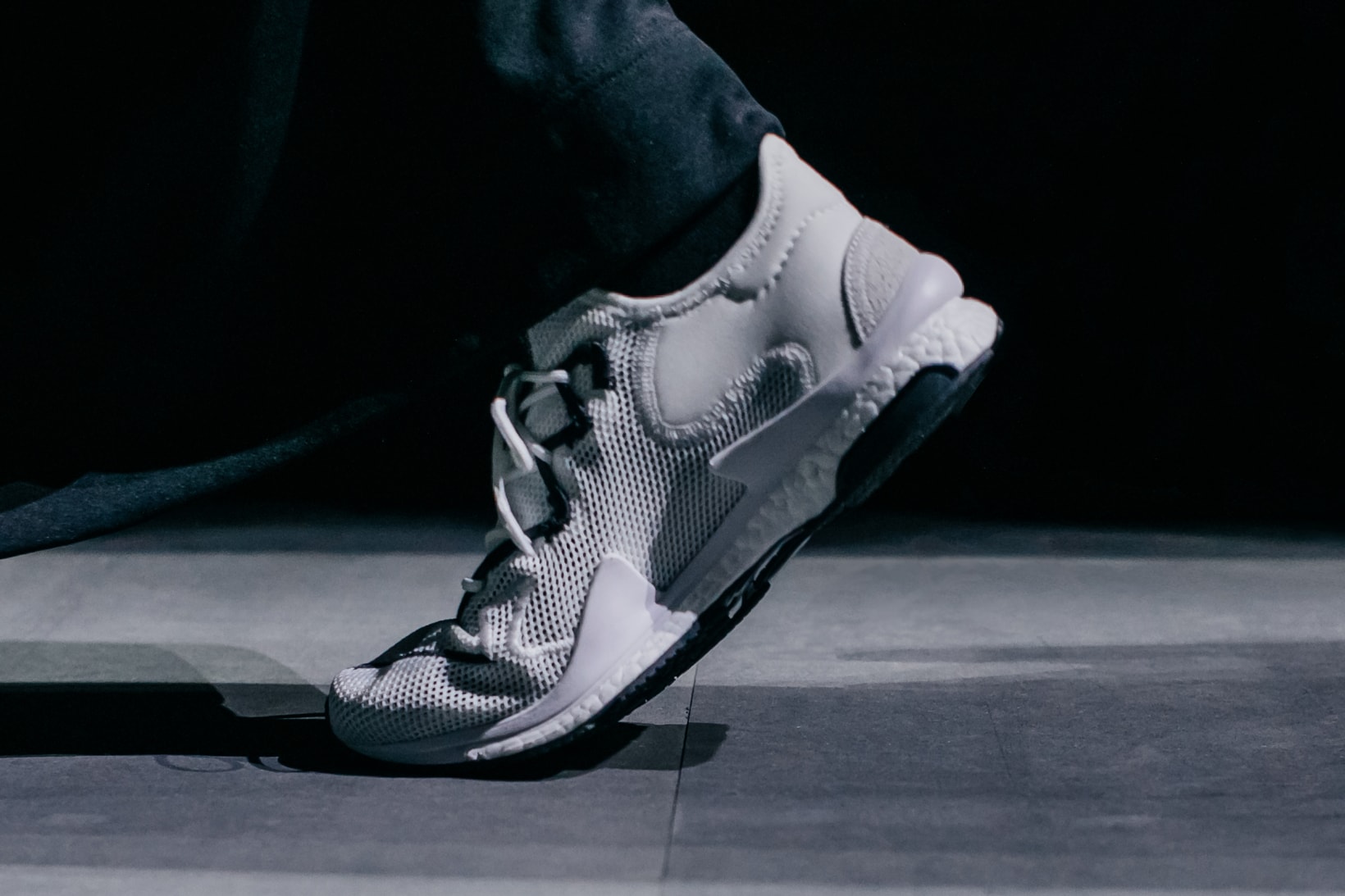 Y-3 adidas Yohji Yamamoto 2018 Fall Winter runway collection paris fashion week mens shoes sneakers