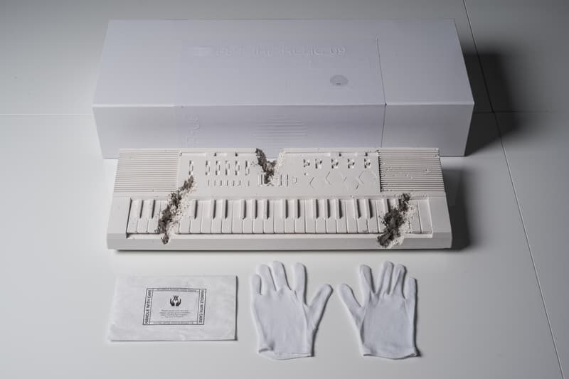 Daniel Arsham Future Relic 09 Artworks Art Keyboard Collectible Casio Casiotone MT 500 Keyboard White