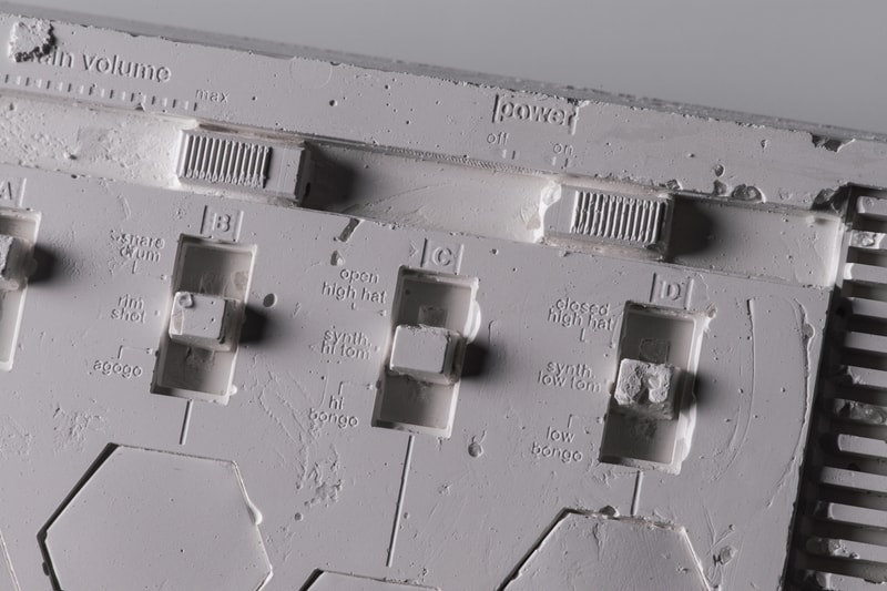 Daniel Arsham Future Relic 09 Artworks Art Keyboard Collectible Casio Casiotone MT 500 Keyboard White