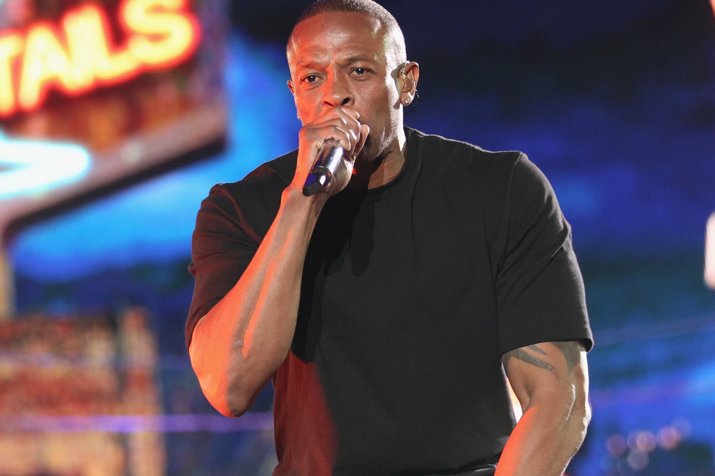 dr-dre-premiers-back-to-business