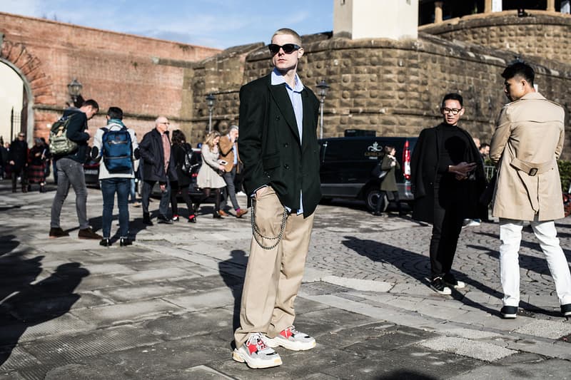 Pitti Uomo 93 Fall/Winter 2018 Streetsnaps Balenciaga, Off-White™ Raf Simons Gucci Louis Vuitton Supreme BAPE Balenciaga Triple S YEEZY Wave Runner 700 Gucci Rhyton  J.W.Anderson "Glitter_Gutter" Converse Vetements Reebok Virgil Abloh's The Ten