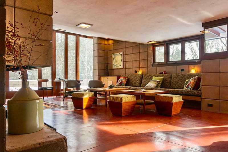 You Can Stay in a Frank Lloyd Wright House Through Airbnb