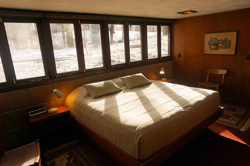 Frank Lloyd Wright Eppstein House Airbnb Michigan