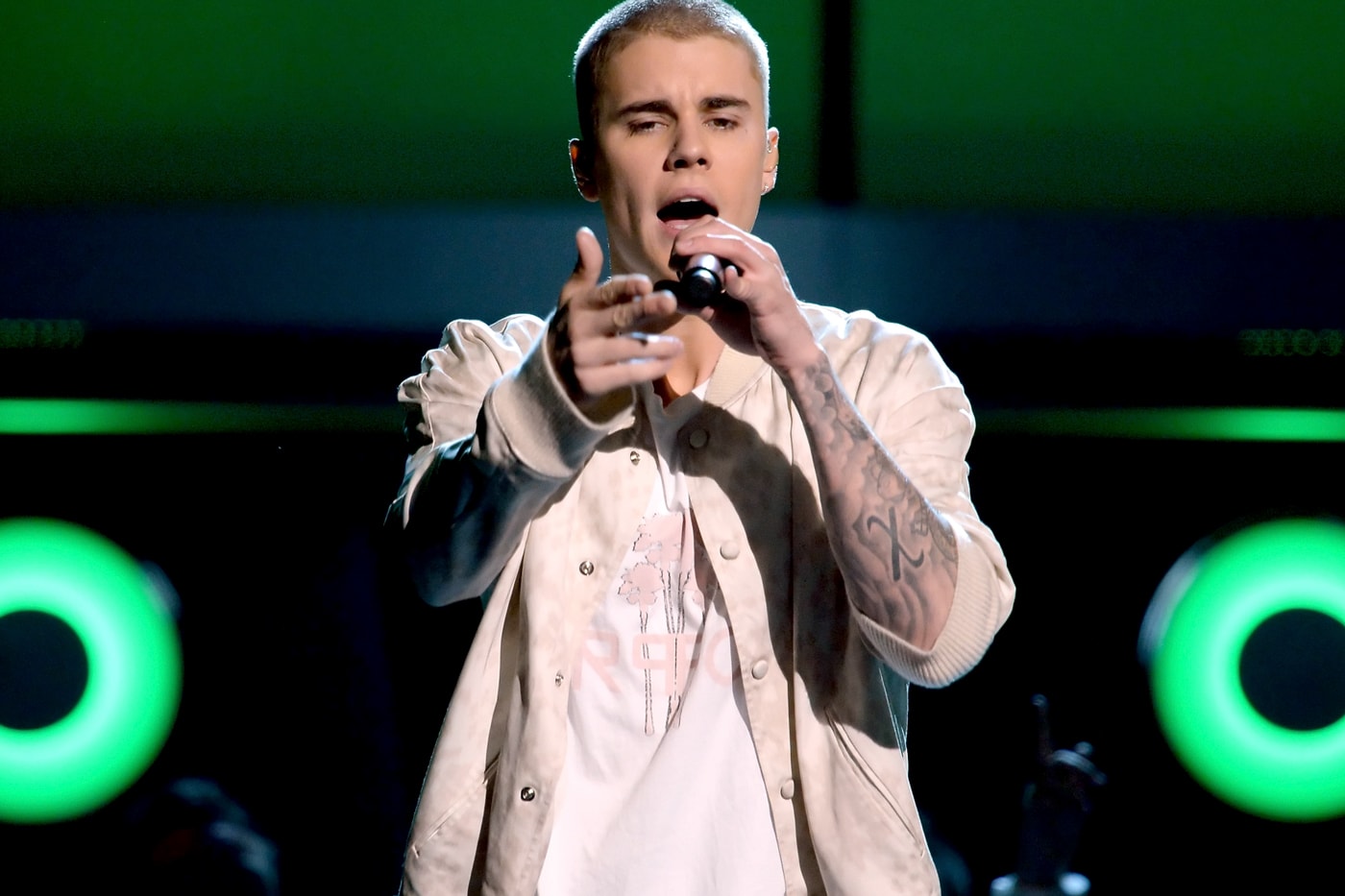 justin-bieber-teases-new-rap-song