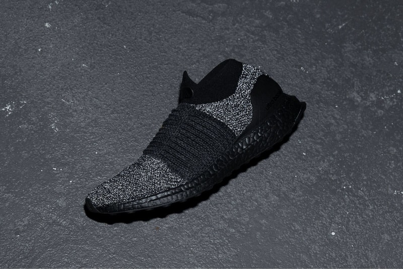 adidas UltraBOOST running oreo