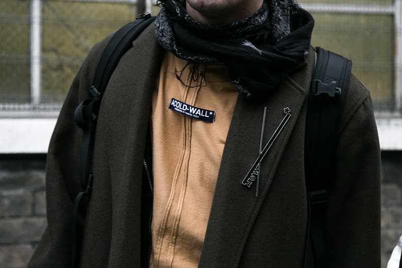 London Fashion Week Men's Fall/Winter 2018 Street Style Streetsnaps Balenciaga Nike Virgil Abloh Off-White Triple-S A-COLD-WALL*