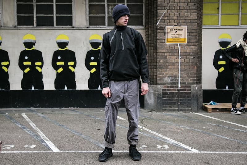 London Fashion Week Men's Fall/Winter 2018 Street Style Streetsnaps Balenciaga Nike Virgil Abloh Off-White Triple-S A-COLD-WALL*