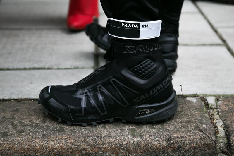 London Fashion Week Men's Fall/Winter 2018 Street Style Streetsnaps Balenciaga Nike Virgil Abloh Off-White Triple-S A-COLD-WALL*