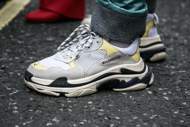 London Fashion Week Men's Fall/Winter 2018 Street Style Streetsnaps Balenciaga Nike Virgil Abloh Off-White Triple-S A-COLD-WALL*