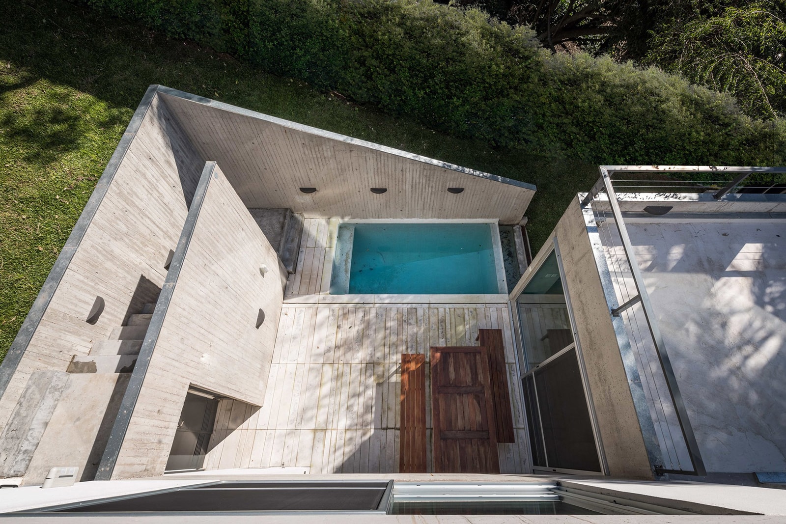 LRC House San Isidro Architecture Design Reinforced Concrete Natural Ravine Swimming Pool BDB Architects