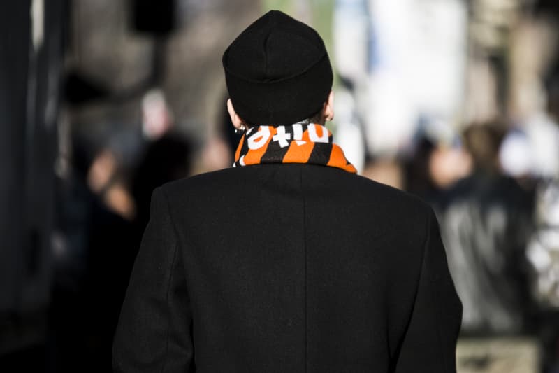Milan Fashion Week Fall/Winter 2018 Street Style day 2 streetsnaps supreme louis vuitton off white burberry gosha prada margiela