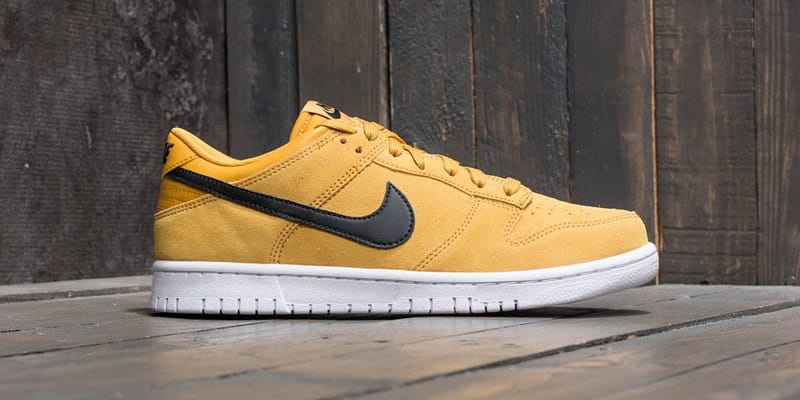 nike yellow suede