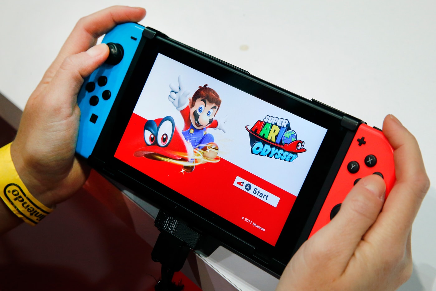 Nintendo Profits 261% Percent Switch 3DS SNES Classic Edition Pokèmon Pokemon