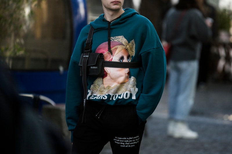 Paris Fashion Week Fall/Winter 2018 street style men's off-white goretex