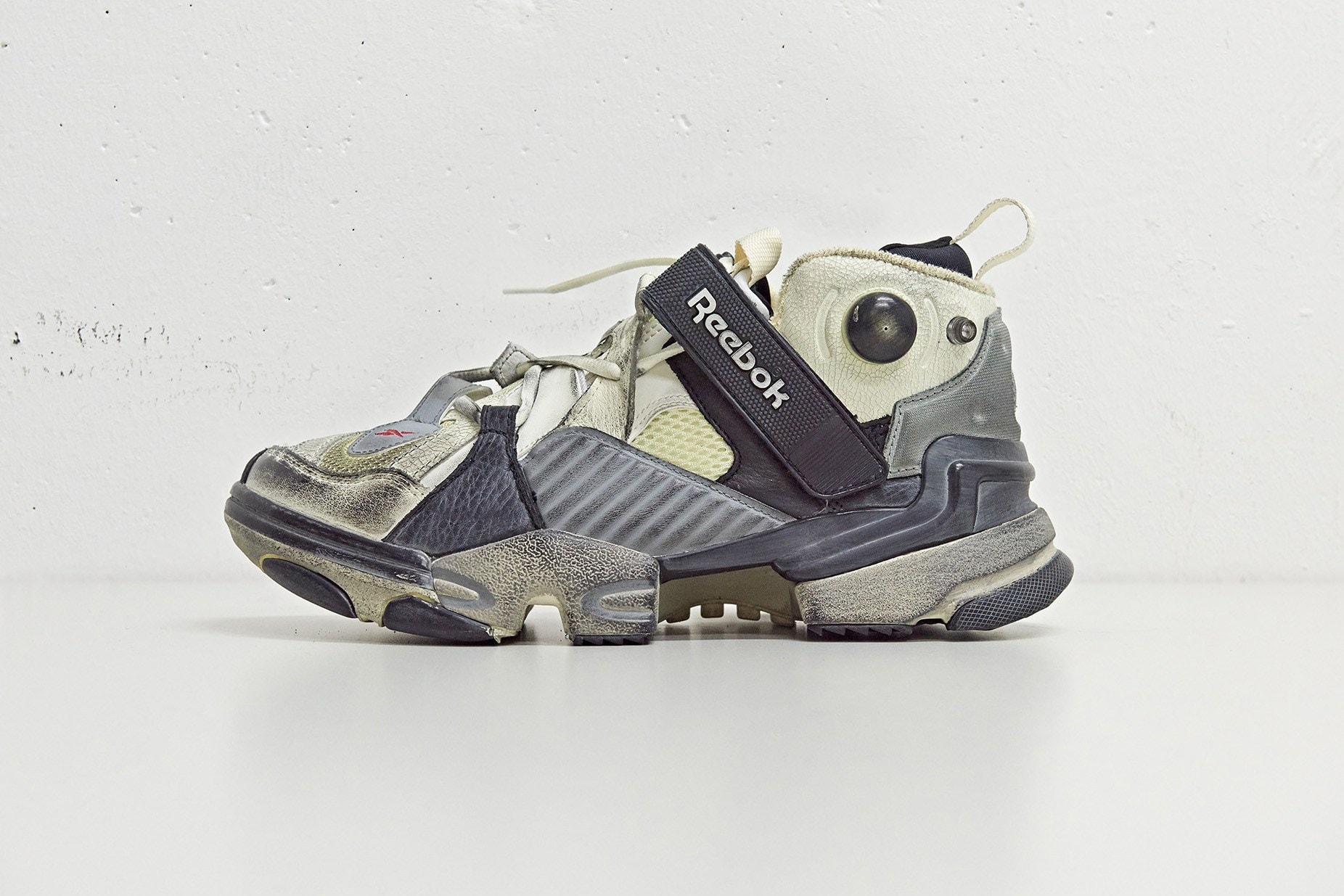Vetements x Reebok Genetically Modified Sneaker 10 Corso Como Exclusive |  Hypebeast