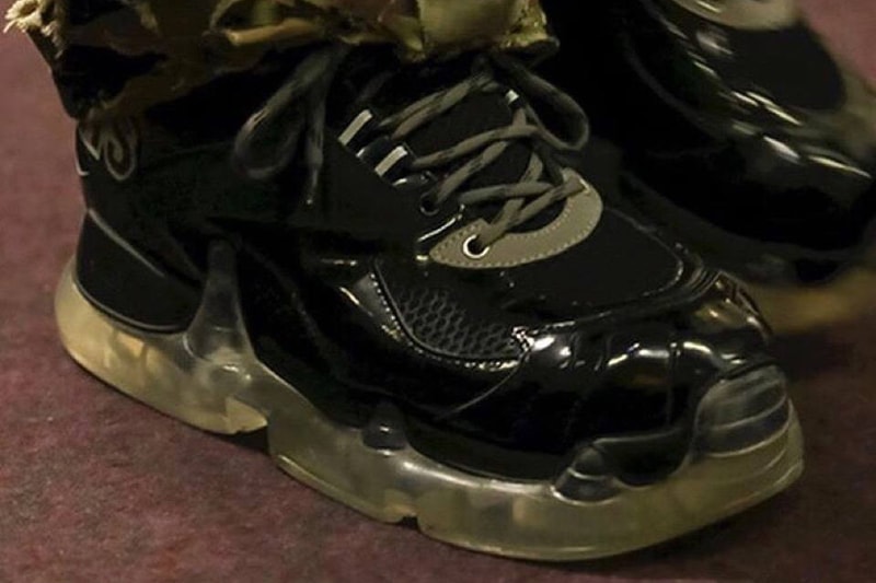 Vetements SWEAR London sneakers paris fashion week Fall Winter 2018 closer look