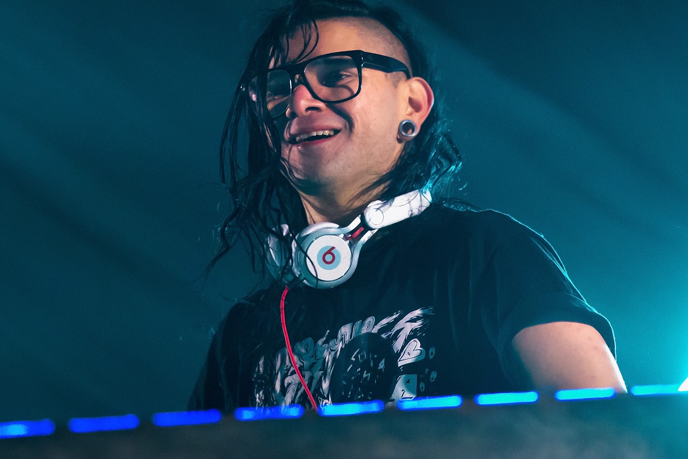 watch-skrillex-what-so-not-more-in-owsla-showcase