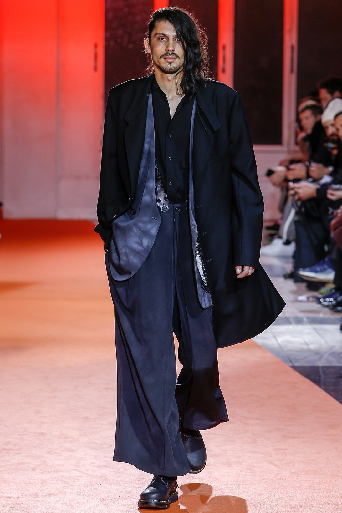 Yohji Yamamoto 2018 Fall Winter Paris Fashion Week Mens