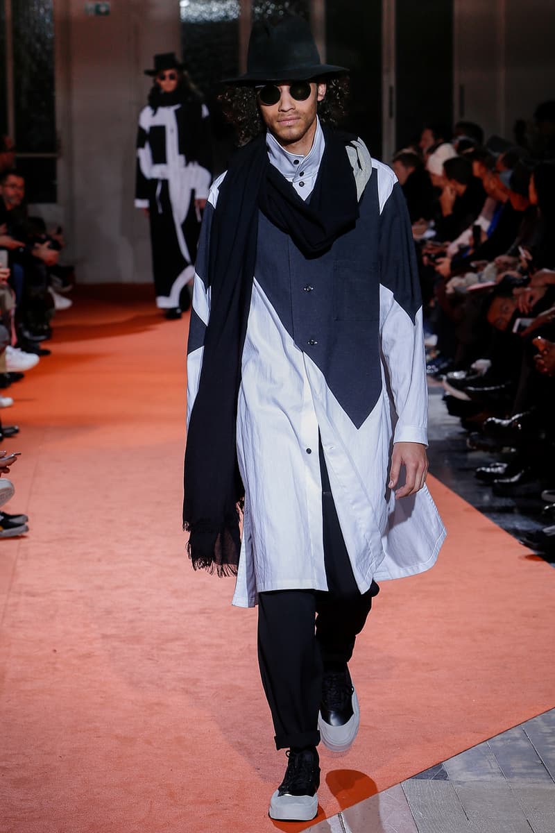 Yohji Yamamoto 2018 Fall Winter Paris Fashion Week Mens