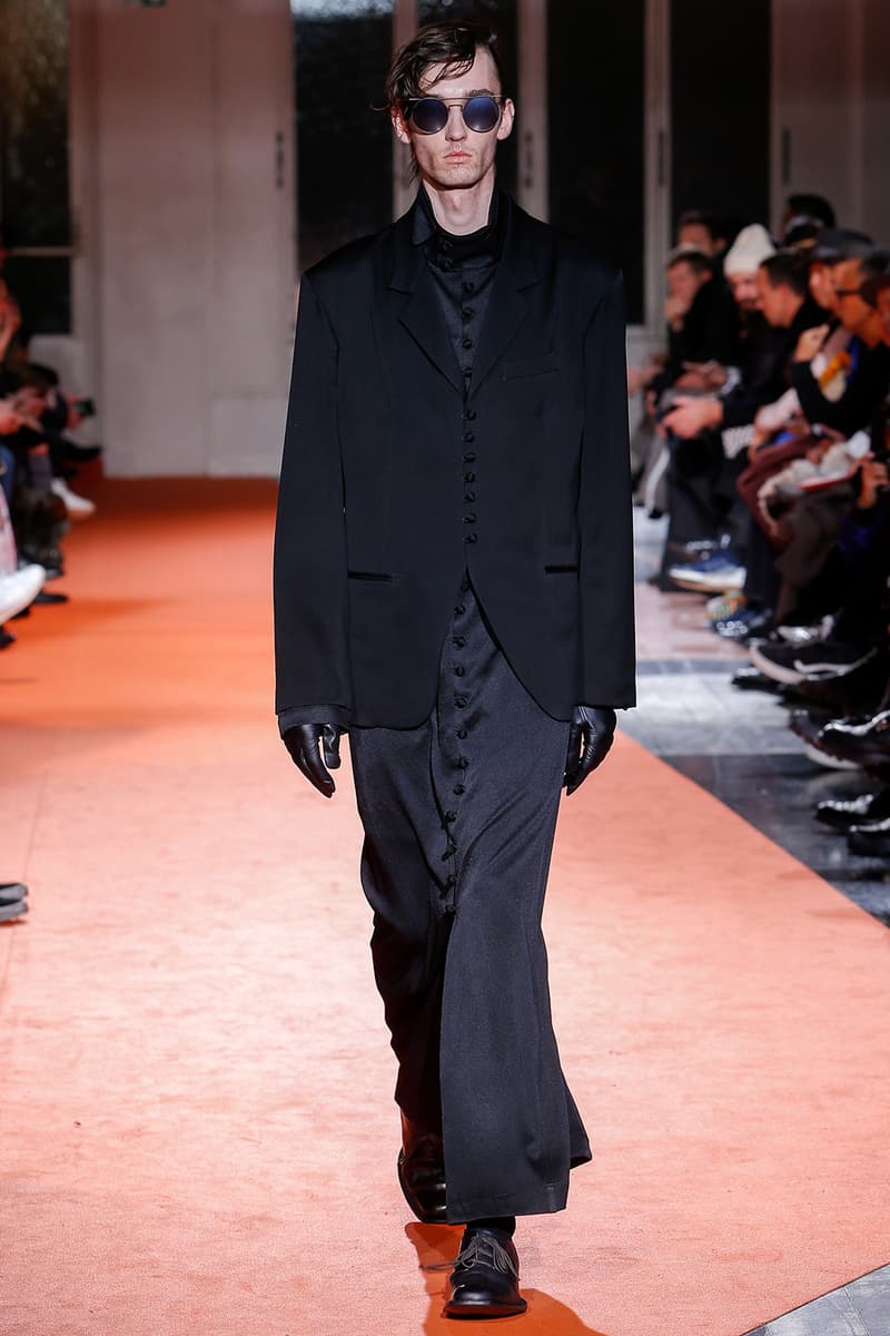 Yohji Yamamoto 2018 Fall Winter Paris Fashion Week Mens