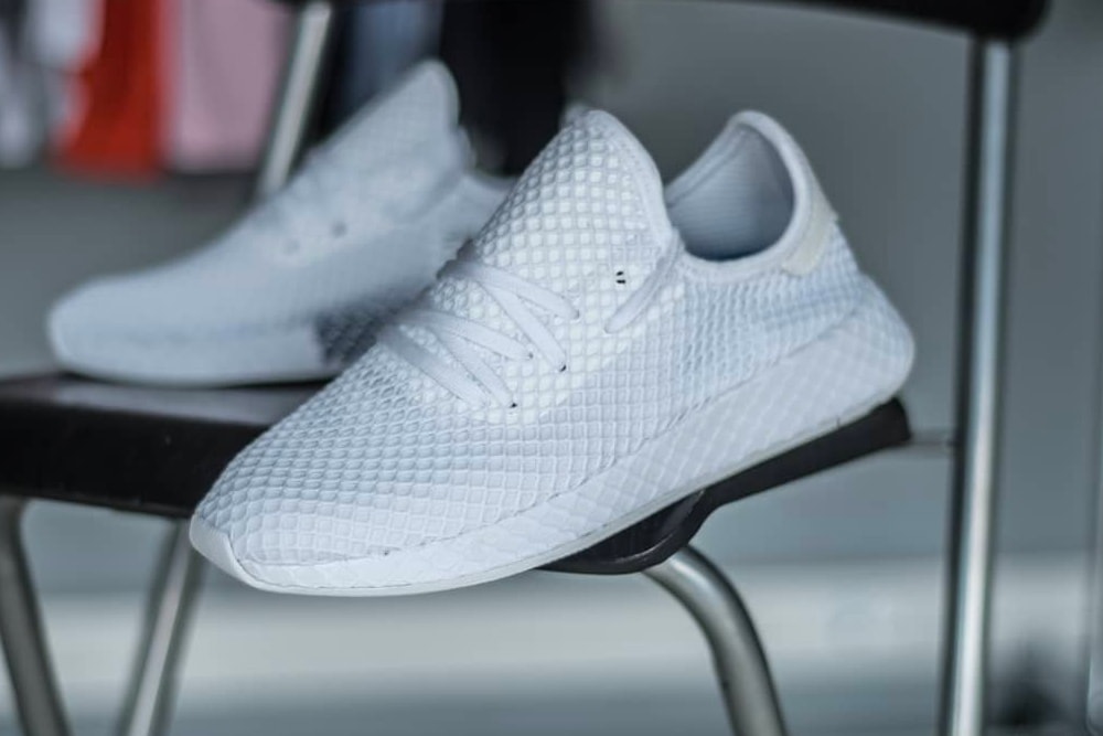 adidas Deerupt closer look all-white mesh