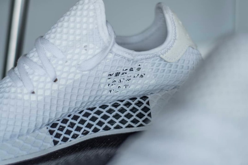 adidas fishing net shoe Men's Striped Fish Shoes,Grey All Brands Factory Outlet The full Shoes Adidas Fishnet Adidas Socks