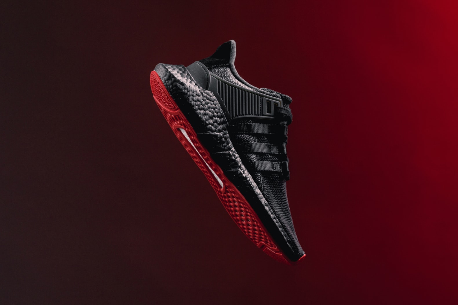 Adidas EQT 93/17. Кроссовки adidas EQT черно красные. Adidas EQT 93/17 Винтаж купить. Модные адидасы 2024