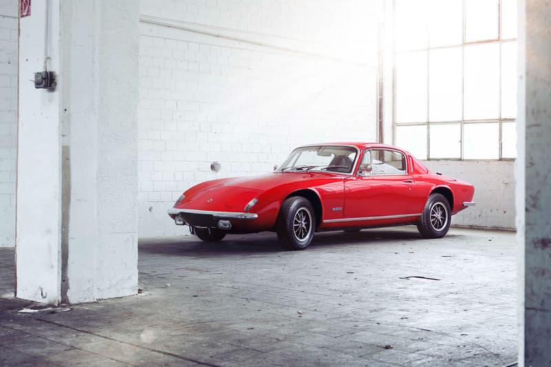 Classic Cars Parked Garages Ateliers WE! Shoot It Photography Project Ferrari Porsche Bentley