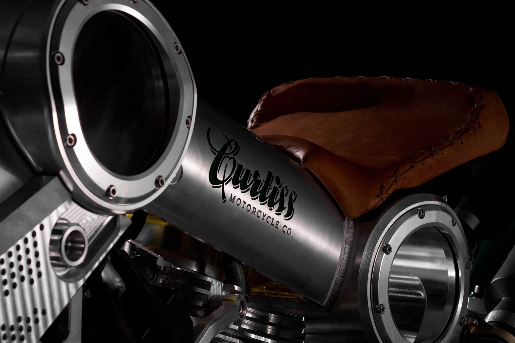 Curtiss Released First Bike 100 Years Warhawk Motorcycle Aluminum Frame 2200cc V-Twin 165 MPH Girder Forks