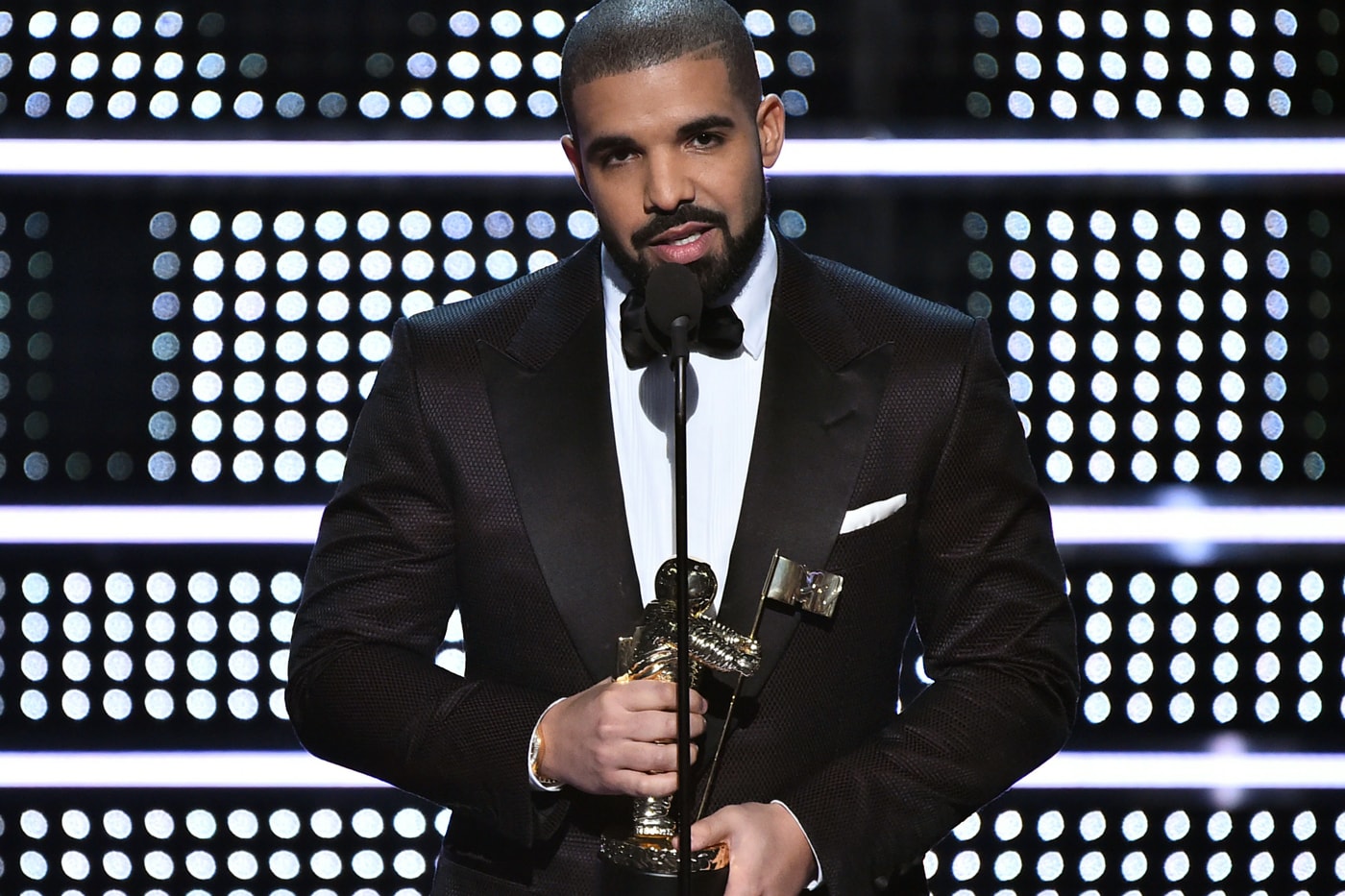 Drake to Receive Key to the City of Toronto