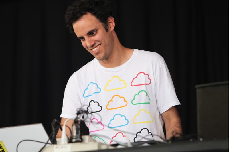 Four Tet, Jamie xx and Romy Share Alternate Version of "Seesaw"