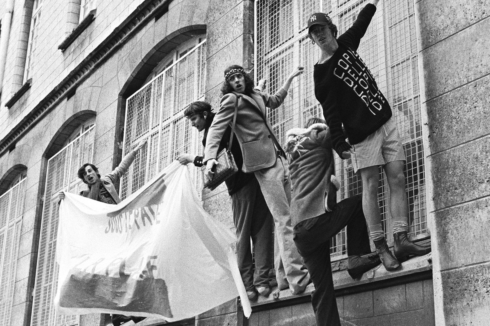 Gucci 2018 Pre Fall Campaign Glen Luchford 1950s 1960s counterculture love Dan Les Rues