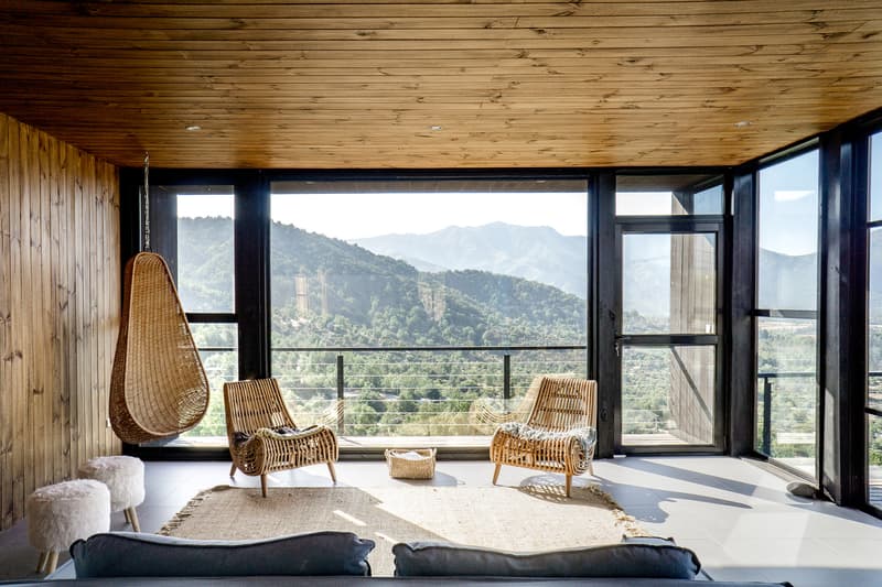 House MV Cristian Alvarado Espinoza Chile Homes Architecture Sleek Modernized Interior Design Swimming Pool Mountains Hills