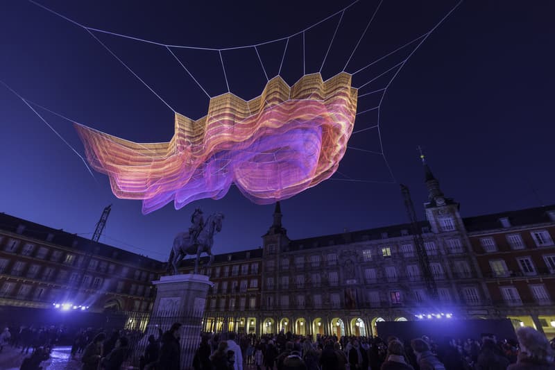 Janet Echelman Time Inspired 178 Madrid Thread Sculpture 2018 february 400 anniversary spain