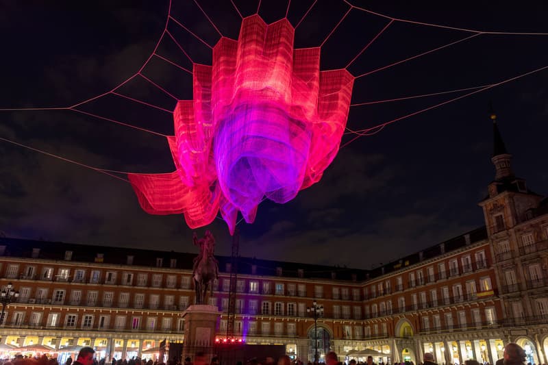 Janet Echelman Time Inspired 178 Madrid Thread Sculpture 2018 february 400 anniversary spain