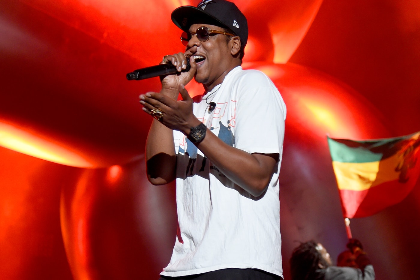 Is JAY Z Dissing Drake on Latest Single "Shining?" Music Drizzy HOVA
