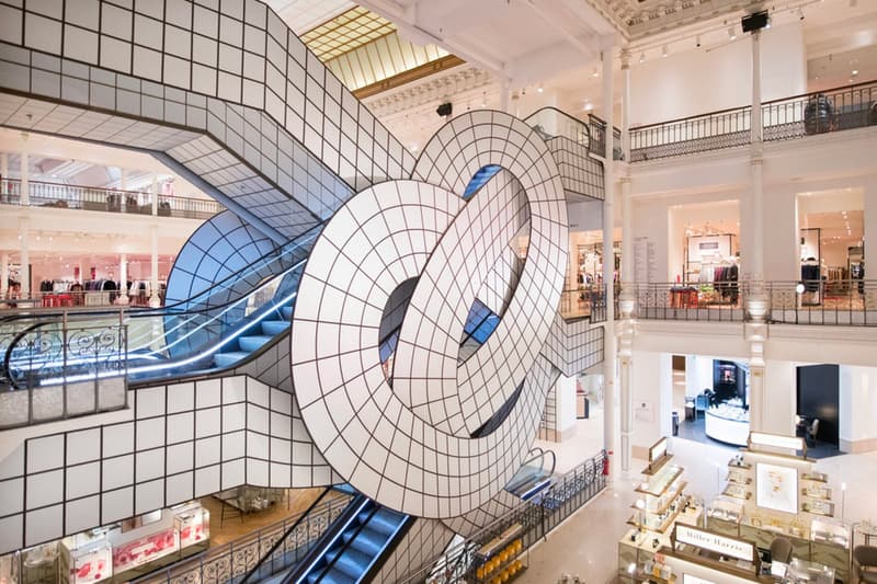 Leandro Erlich Paris Le Bon Marché Installation escalator knot art installation