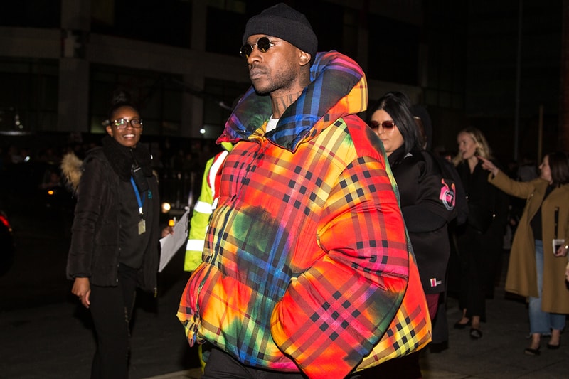 London Fashion Week Fall/Winter 2018 Streetsnaps Street Style