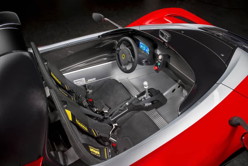 Lotus 3 Eleven 430 Supercar Weekend Track Toy Car Open Cockpit Helmet Sportscar British