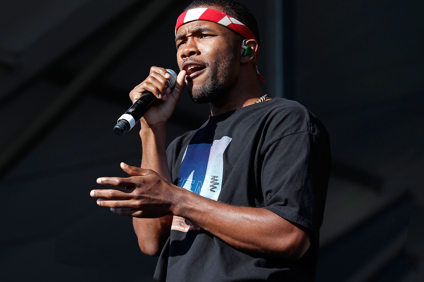 Listen to new Frank Ocean Snippets